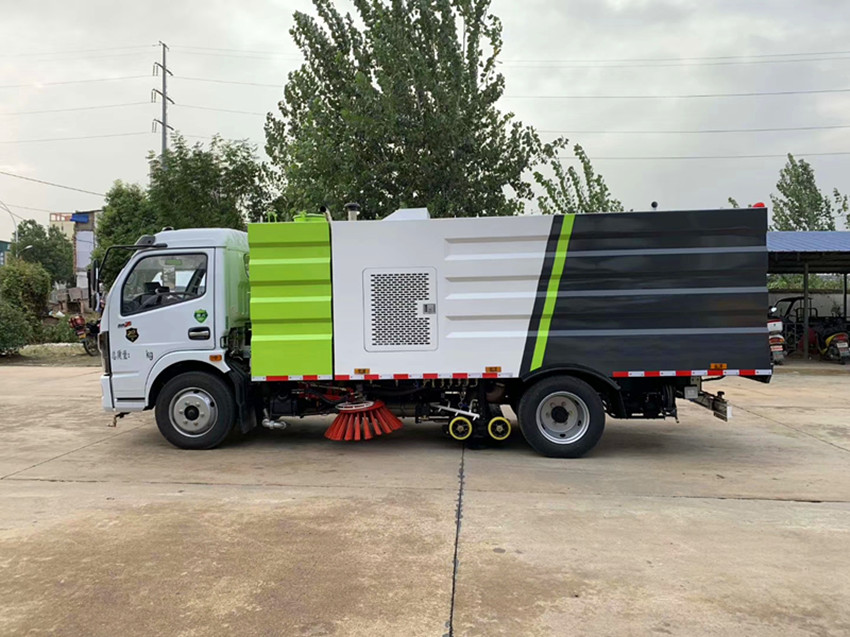 國六東風(fēng)5方洗掃車-5噸洗掃車